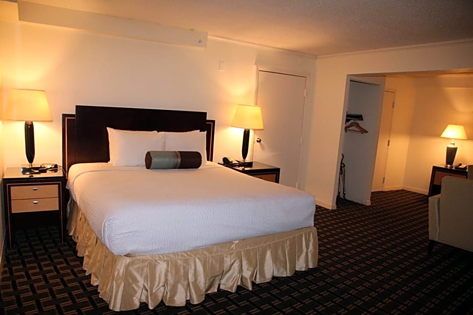 Bedford Plaza Hotel