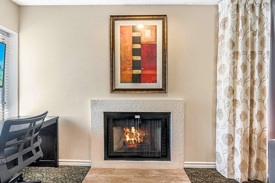 Chase Suite El Paso