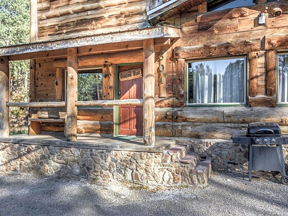 Three Bears, 7 Bedrooms, Deck, Fireplace, Midtown, Grill, Sleeps 22