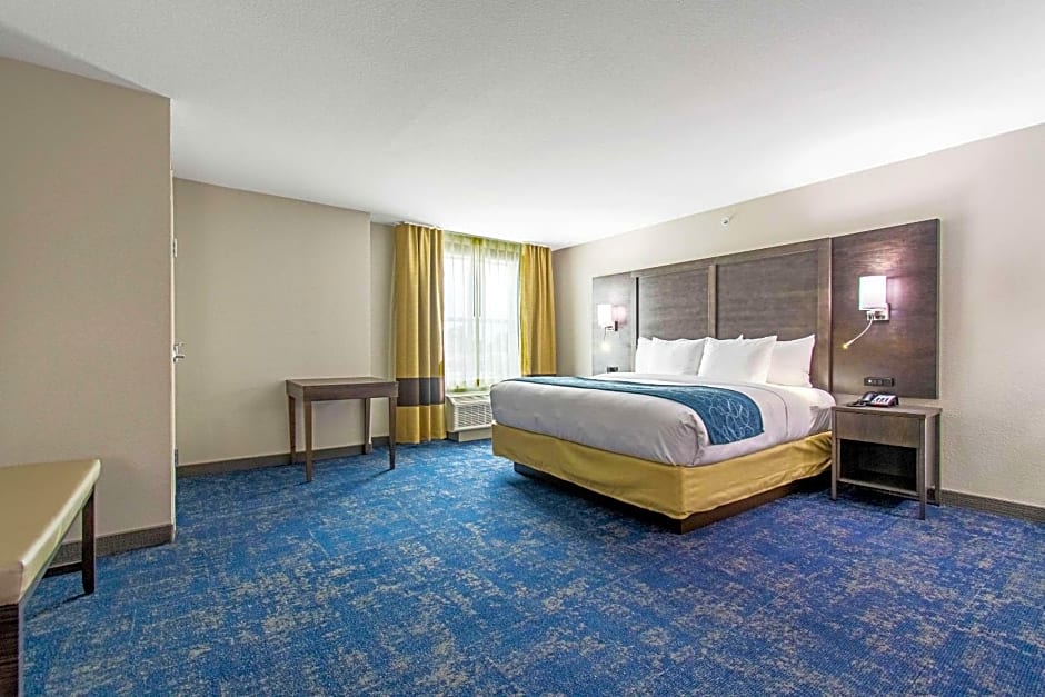 Comfort Suites Humble Houston IAH