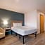 WoodSpring Suites Portland Vancouver