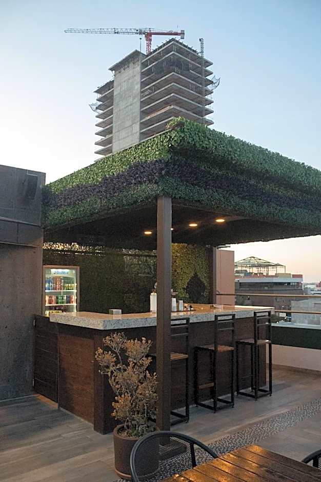 Hotel Grand One Plaza