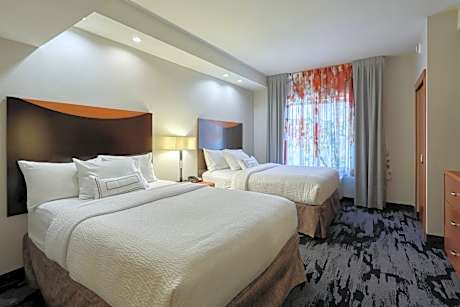 Executive Suite, 2 Queen, Sofa bed
