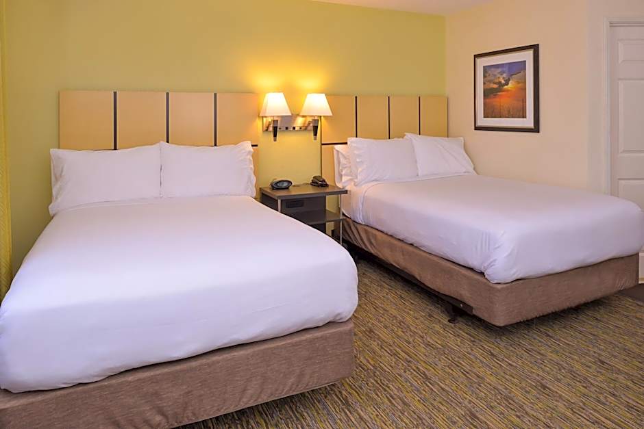 Candlewood Suites Bloomington-Normal