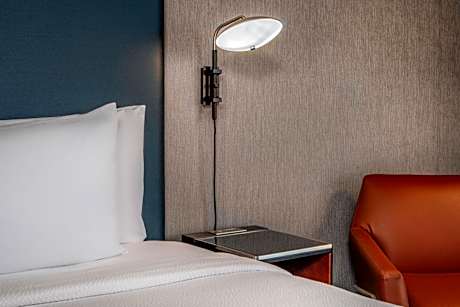 One-Bedroom King Suite