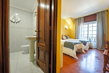 Hotel Isape - Alojamientos en ARCADE