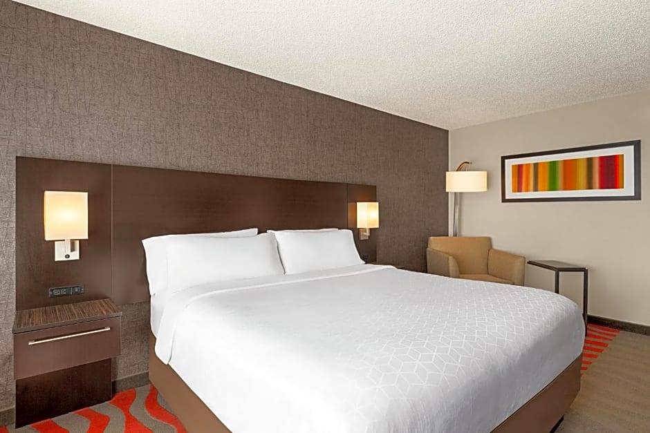 Holiday Inn Boston - Cambridge Area by IHG 