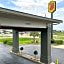 Super 8 by Wyndham Monroe