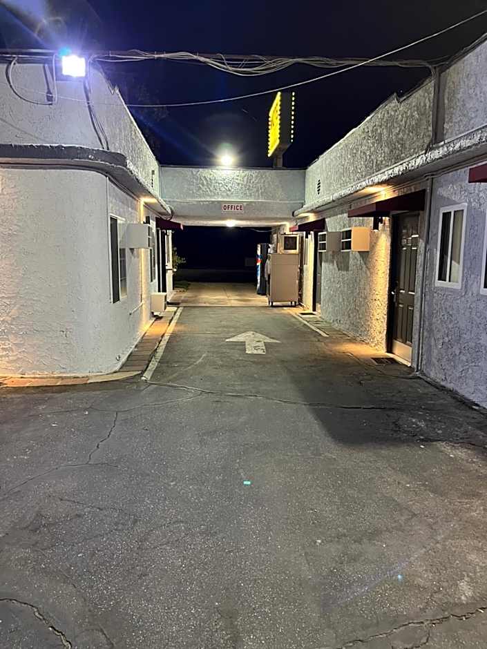 Griffith Park Motel by Los Angeles Hollywood