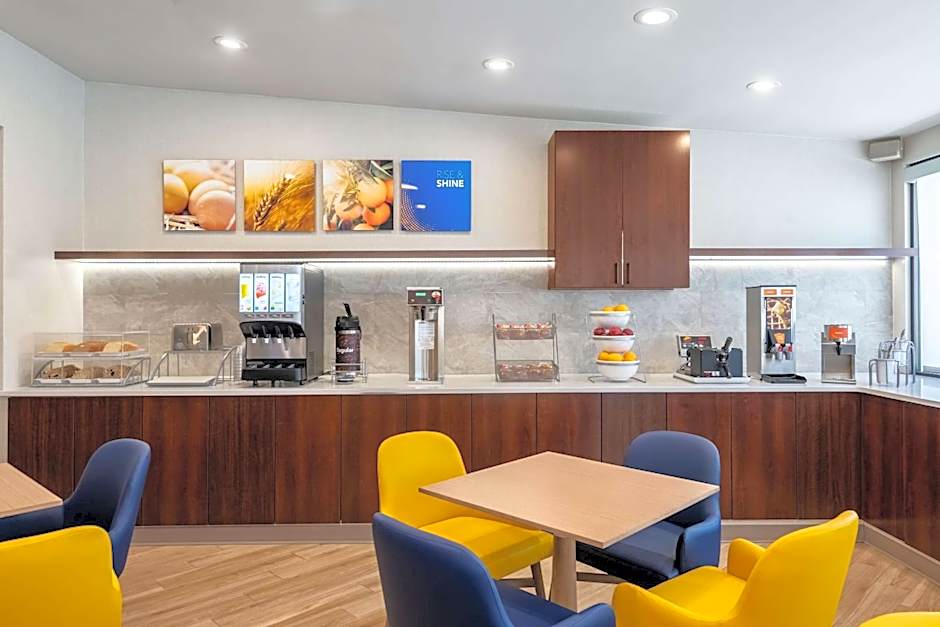 Comfort Suites Chesapeake - Norfolk
