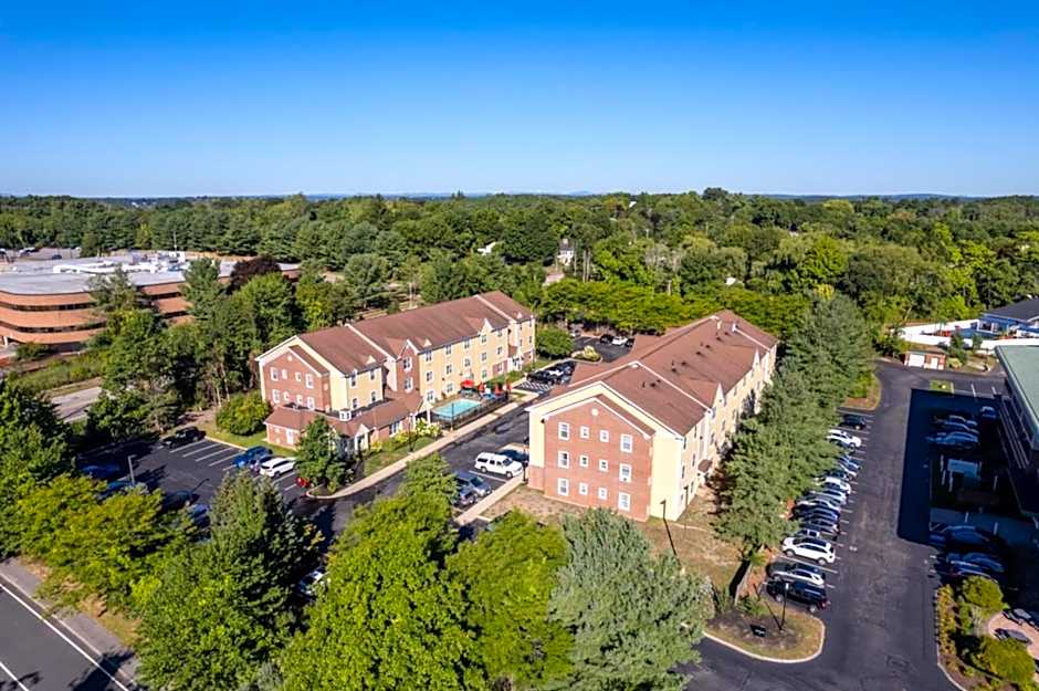 Residences at Tewksbury
