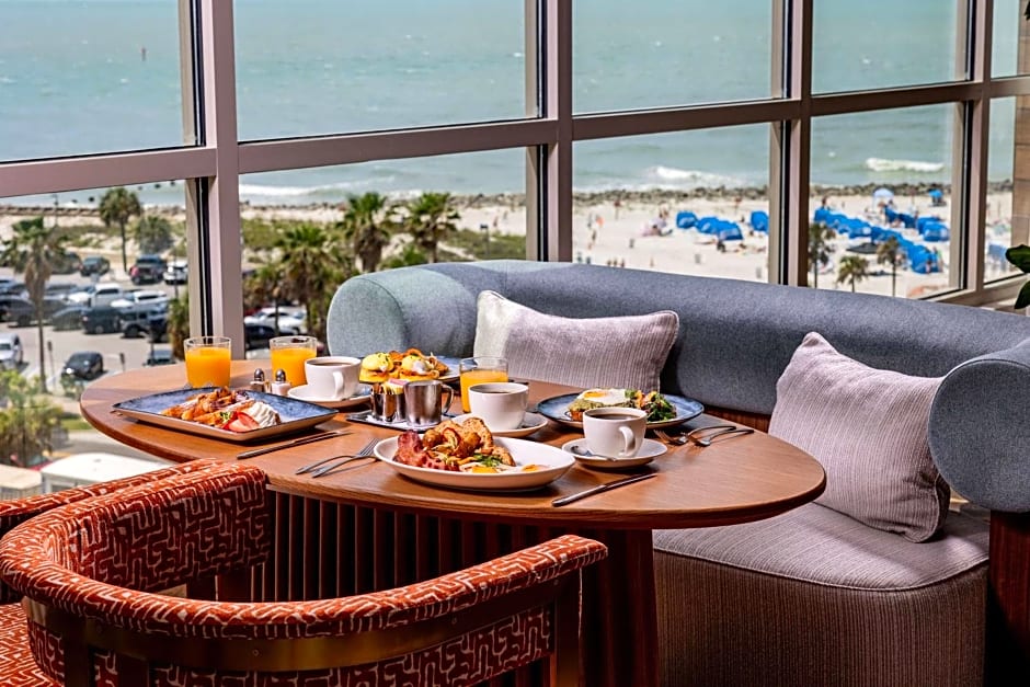 The Hiatus Clearwater Beach, Curio Collection by Hilton