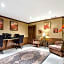 Clarion Inn Garden City