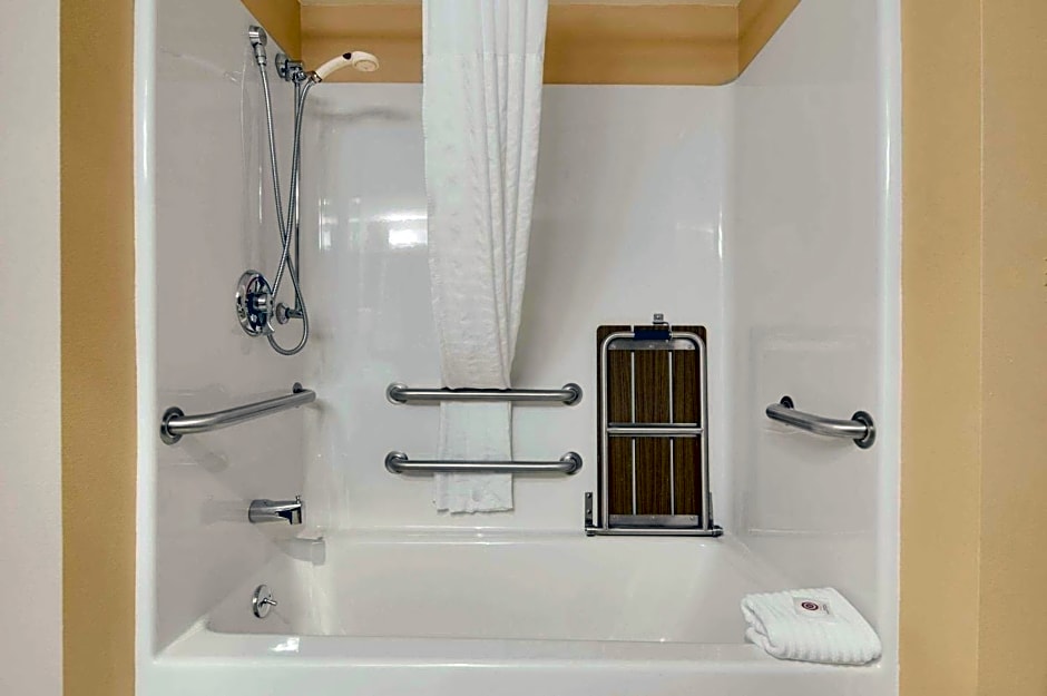Comfort Inn Airport Roanoke