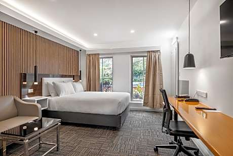 Best Western Plus Buckingham International