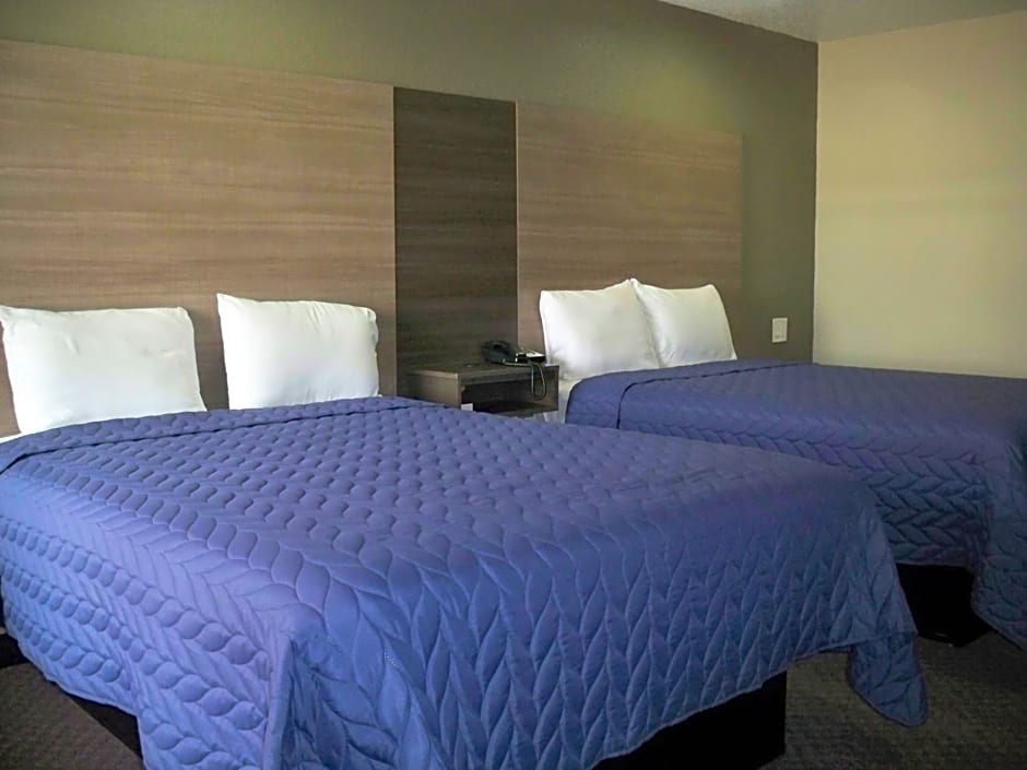 Scottish Inn and Suites Beaumont