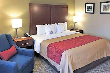 Queen Room - Accessible/Nonsmoking
