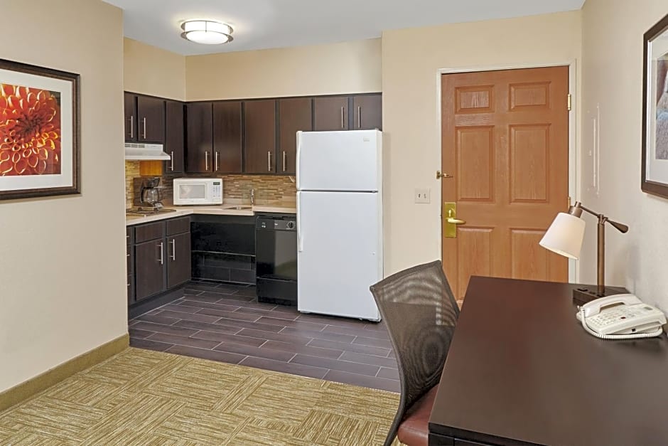 Staybridge Suites Glenview
