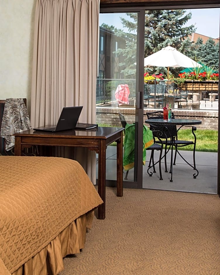 The Foothills Inn