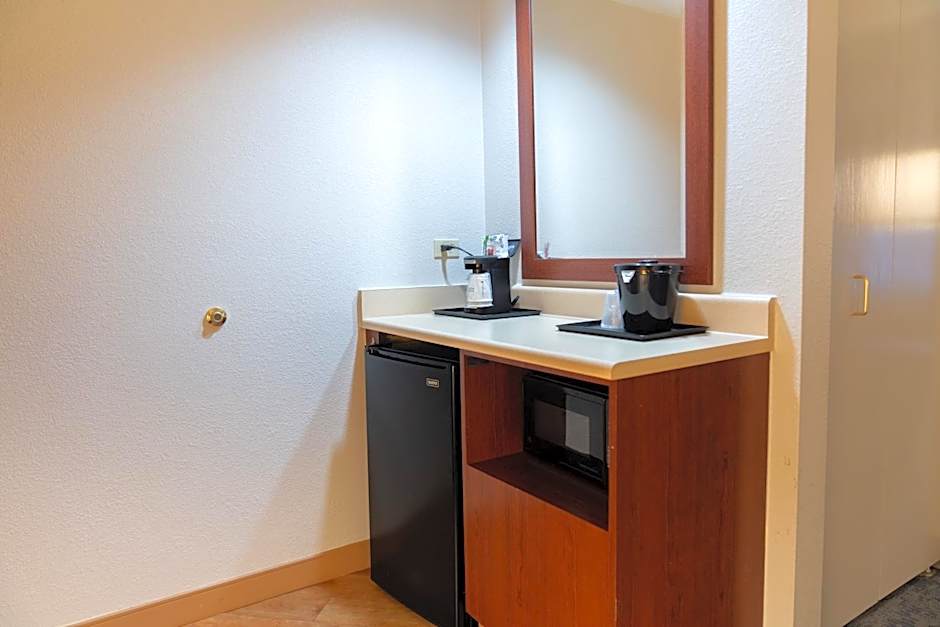La Quinta Inn & Suites by Wyndham Bannockburn-Deerfield