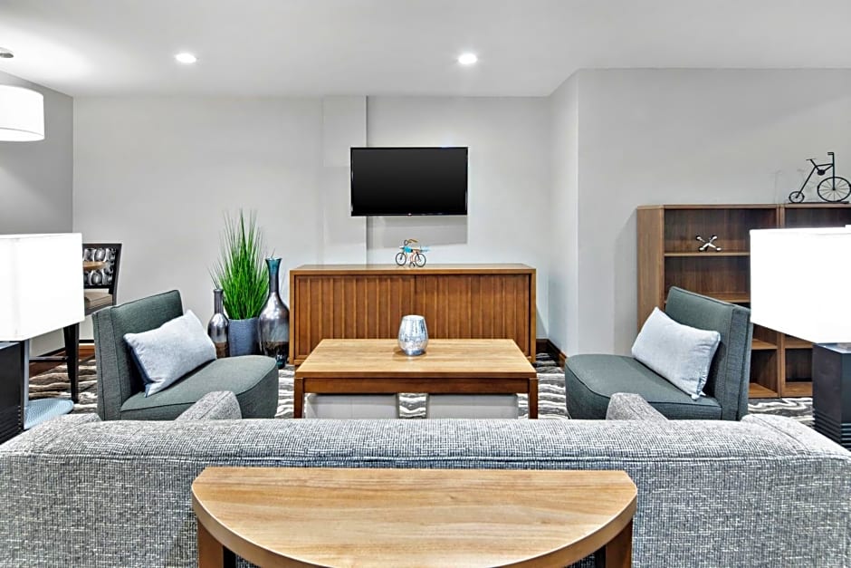 Staybridge Suites Irvine - John Wayne Airport