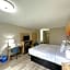 Days Inn by Wyndham Holland