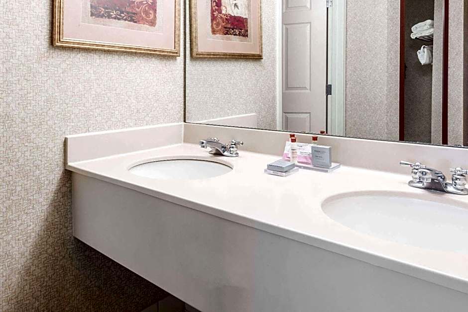 Wingate by Wyndham Indianapolis Airport-Rockville Rd.