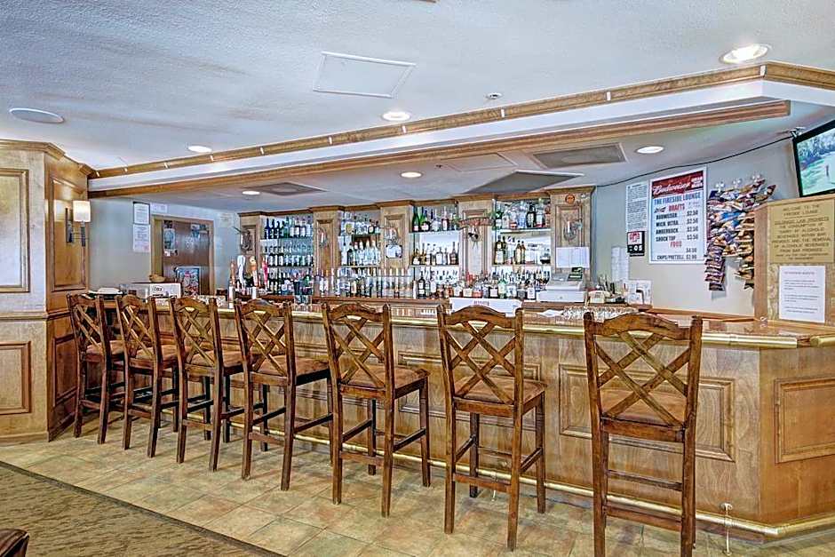 River Mountain Lodge