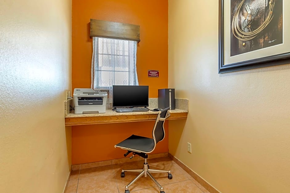 Best Western Windwood Inn & Suites
