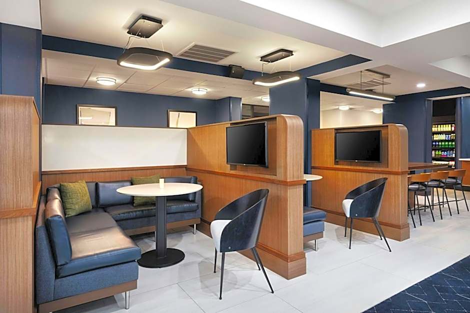 Courtyard by Marriott Mobile