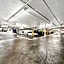 Beverly Hills Gem 1 BR Apt with Parking 218