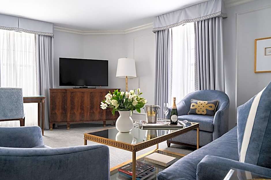 The Eliot Hotel