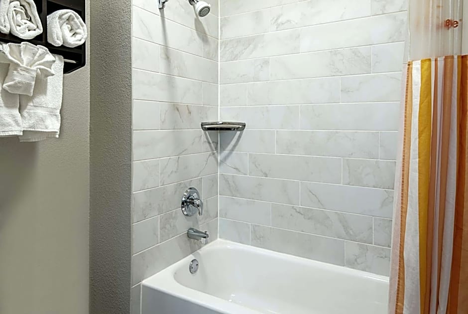 La Quinta Inn & Suites by Wyndham Livermore