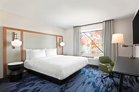 King Room with Mountain View