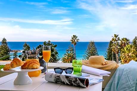 Coogee Bay Hotel