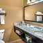 Clarion Pointe Medford