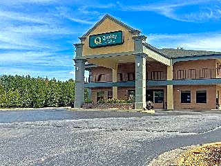 Quality Inn Adairsville