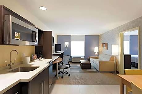 1 King Bed 1 Bedroom Suite Nonsmoking
