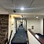Garner Hotel Phoenix - Surprise, an IHG Hotel