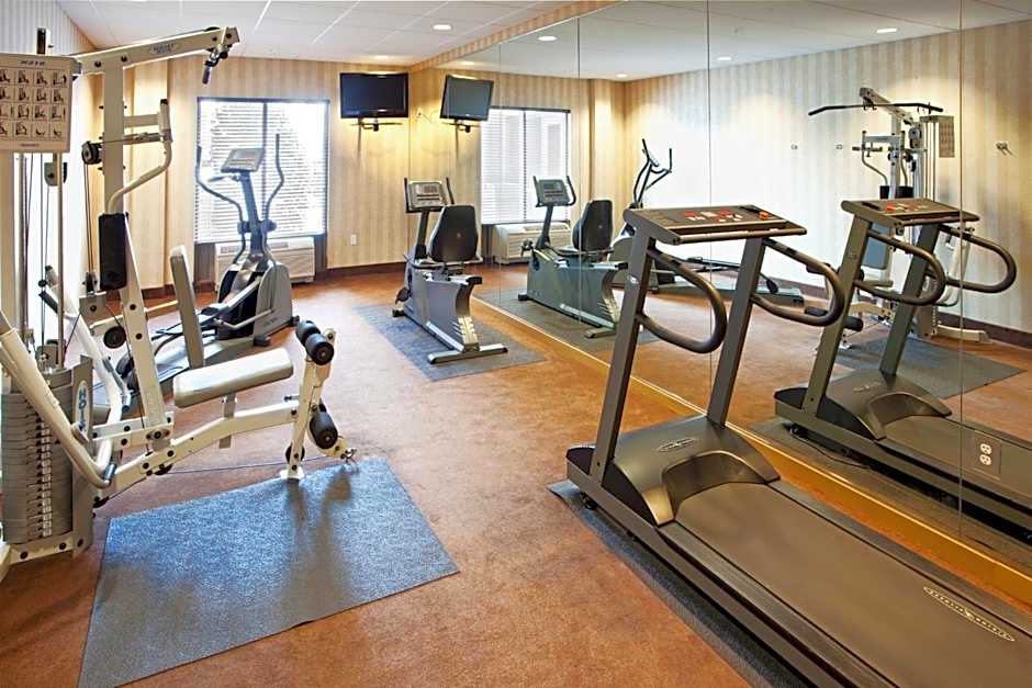 Holiday Inn Express Hotel & Suites Hagerstown