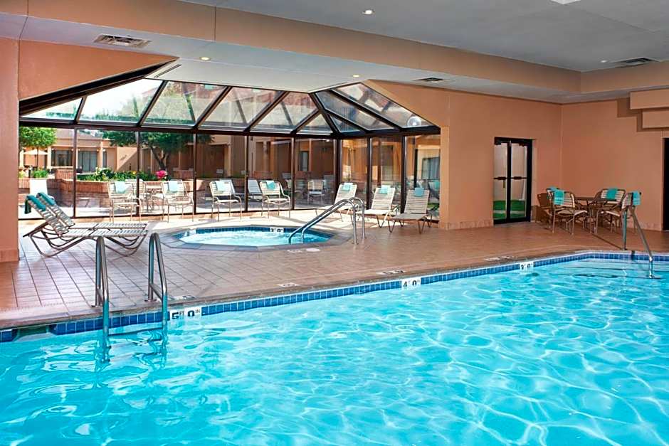 Courtyard by Marriott Minneapolis-St. Paul Airport