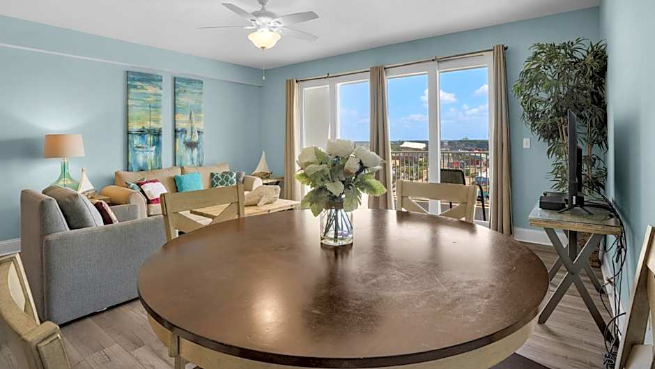 Laketown Wharf 1037