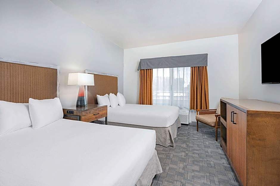 Ramada Limited Bakersfield North