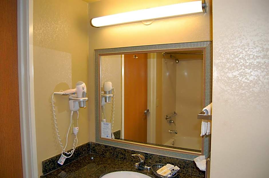 Pleasant Hill Inn