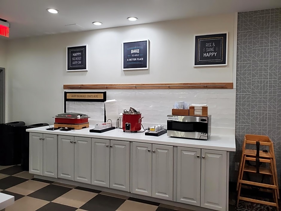 Hampton Inn By Hilton Olathe