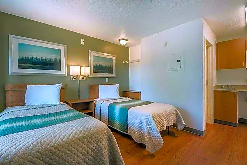 Red Roof Inn & Suites Wytheville
