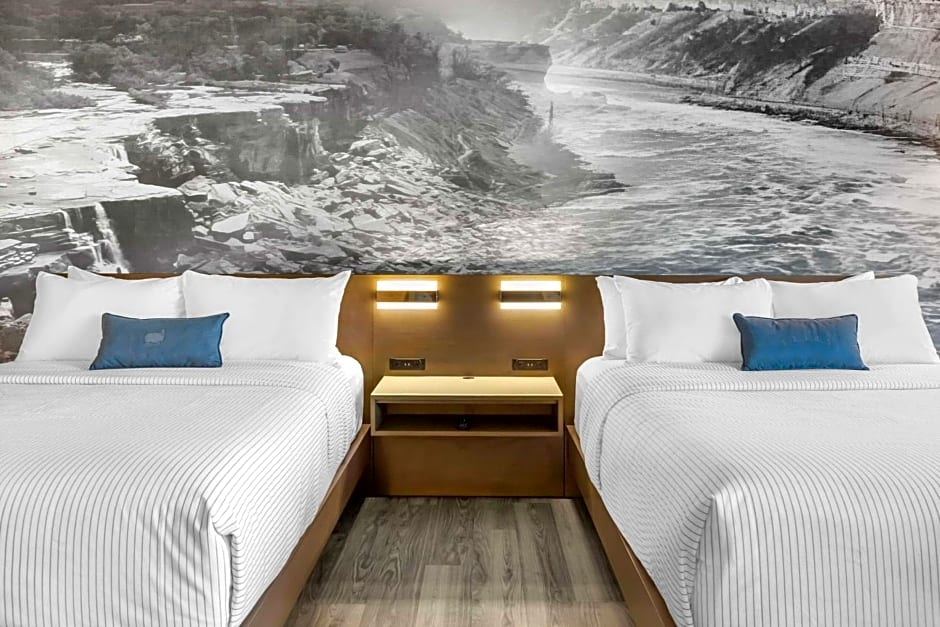 Cambria Hotel Niagara Falls