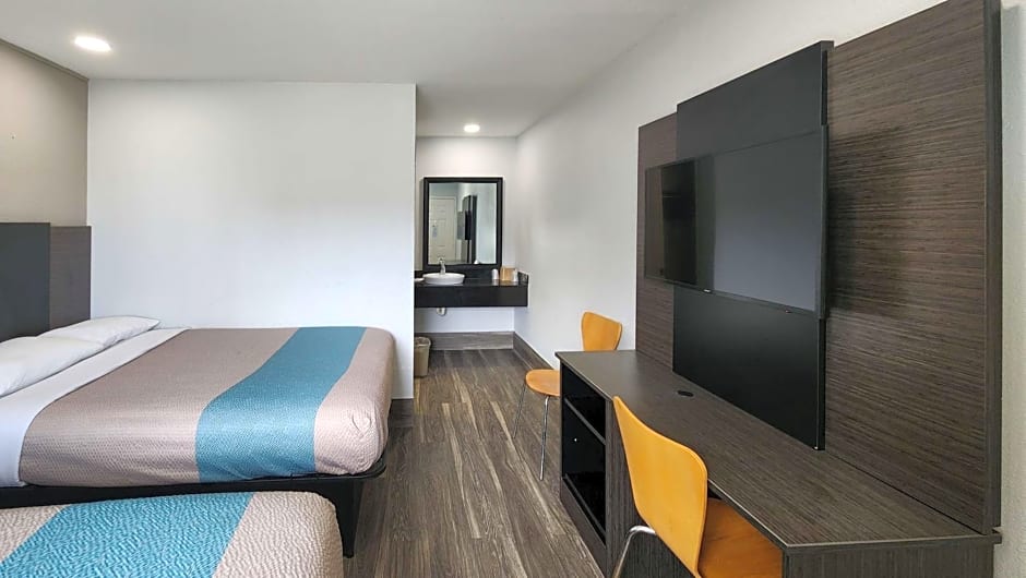 Motel 6-Galveston, TX