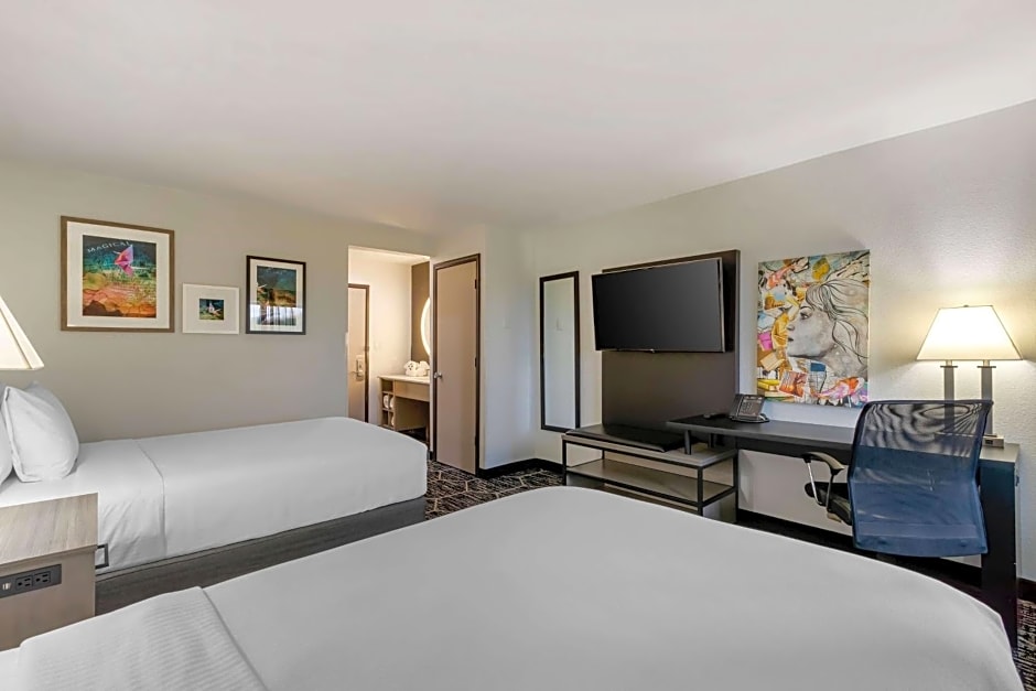 La Quinta Inn & Suites by Wyndham Des Moines West Clive