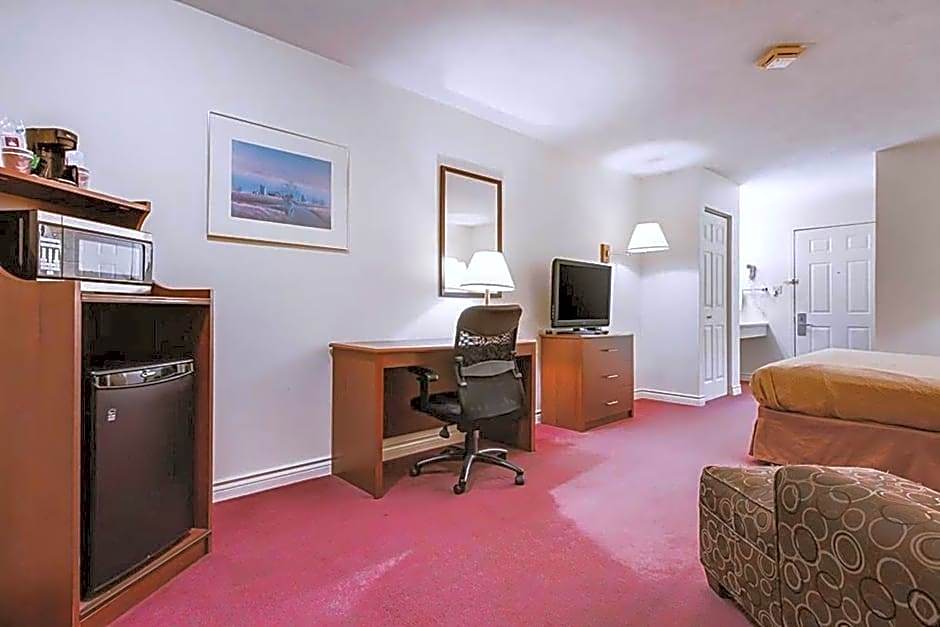 Sky-Palace Inn & Suites McCook